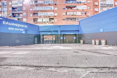 Bluespace Pacífico - trasteros en Madrid