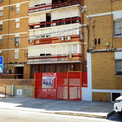 City trasteros (Av. La Paz) - trasteros en Sevilla