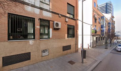 TRASTEROS Barrio del Pilar ALQUILER Y VENTA - trasteros en Madrid